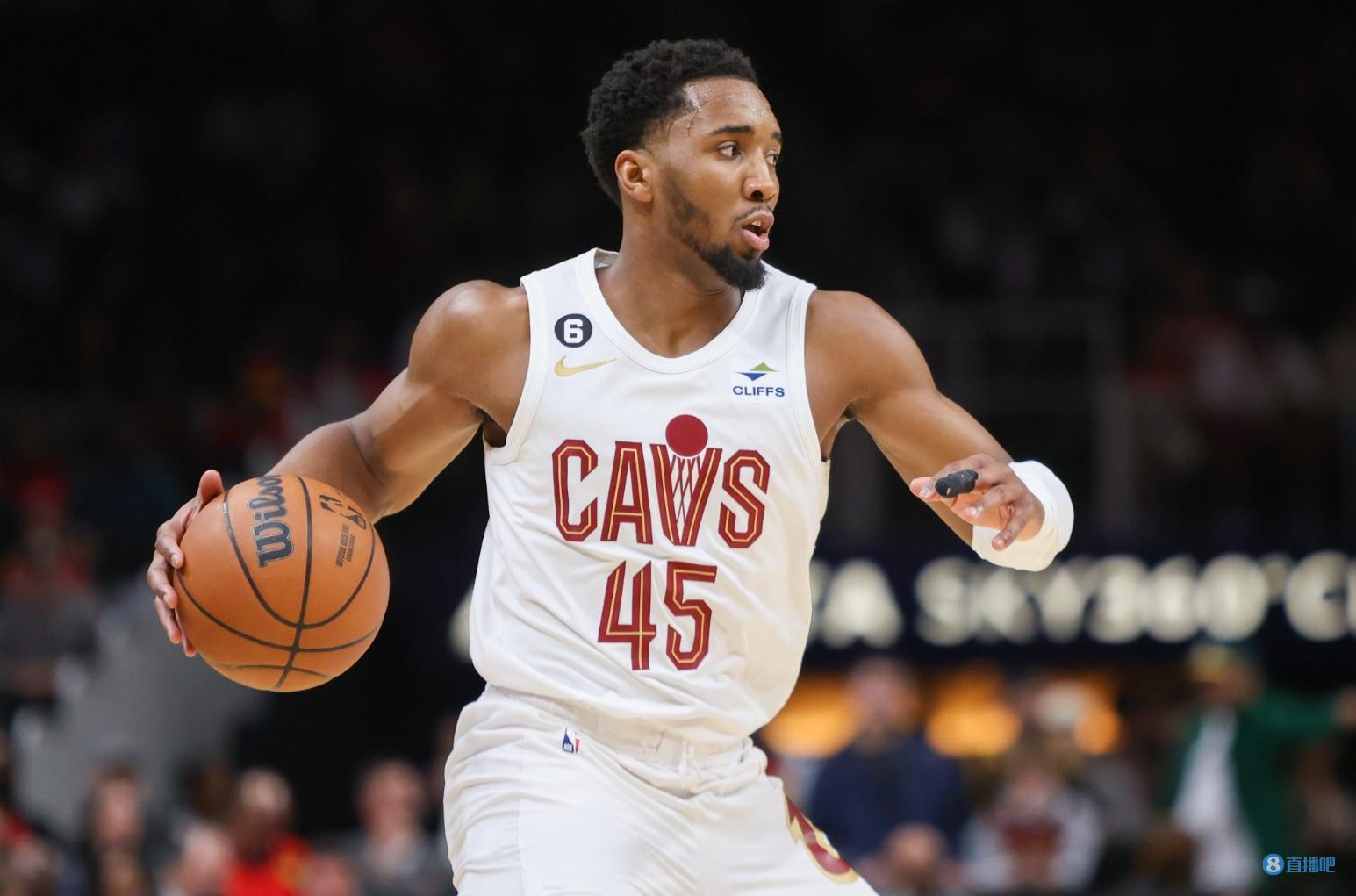 里程碑，徐新已为上海海港出战100场比赛（徐新迎来里程碑：代表上海海港出战第100场）